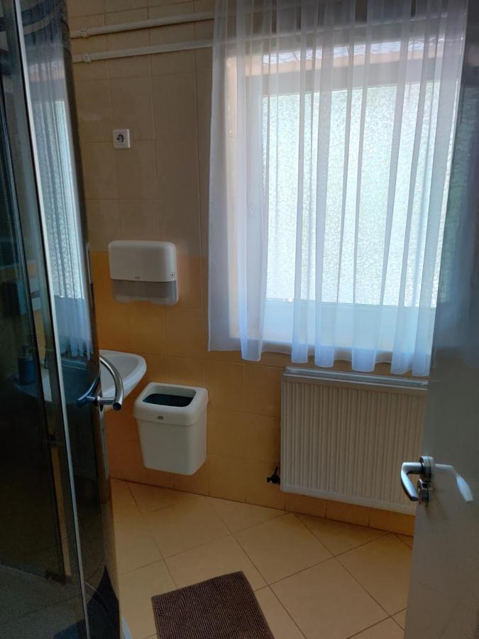 Villa Italia Guest House Siófok Eksteriør bilde