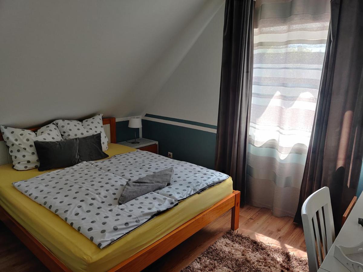 Villa Italia Guest House Siófok Eksteriør bilde